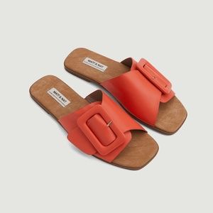 Mat & Nat CYNDIE Fleur Women's Vegan Flat Sandals